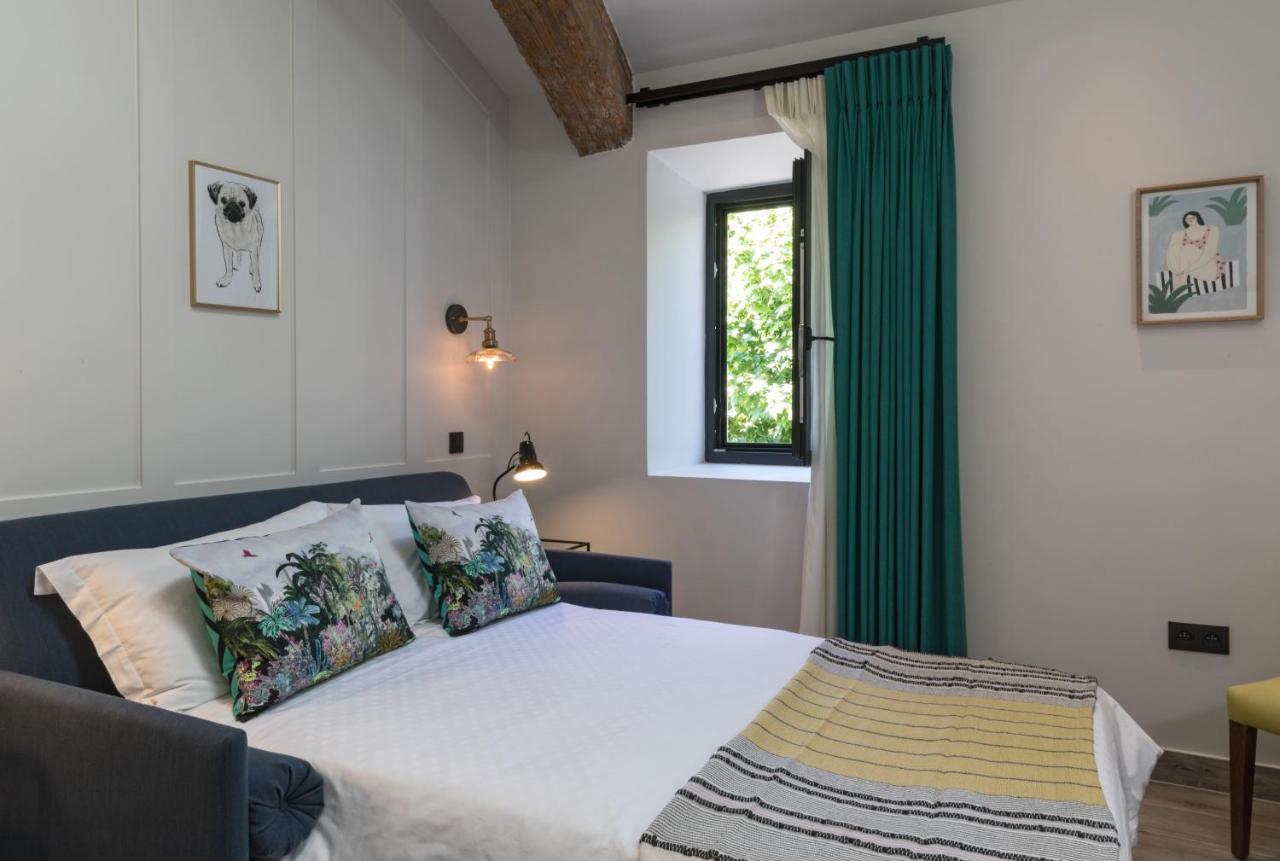 Mas Du Brulat Hotel Le Castellet  Exterior photo