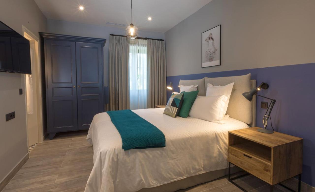 Mas Du Brulat Hotel Le Castellet  Exterior photo